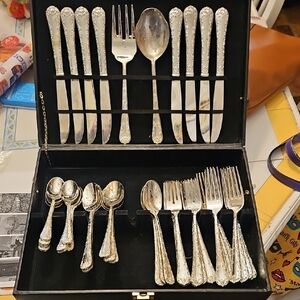 W. M. Rogers & Sons Elegant Silver Cutlery Set